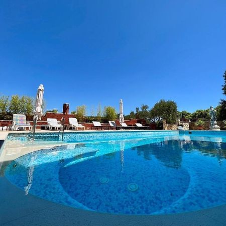 Apartman Gorana With Swimming Pool Jelsa  Exterior foto
