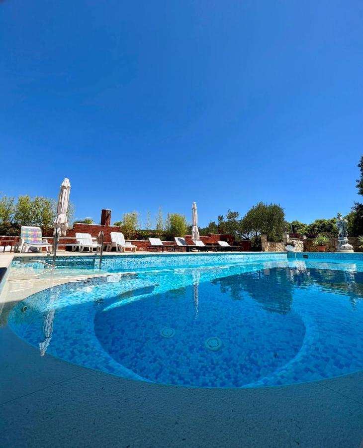 Apartman Gorana With Swimming Pool Jelsa  Exterior foto