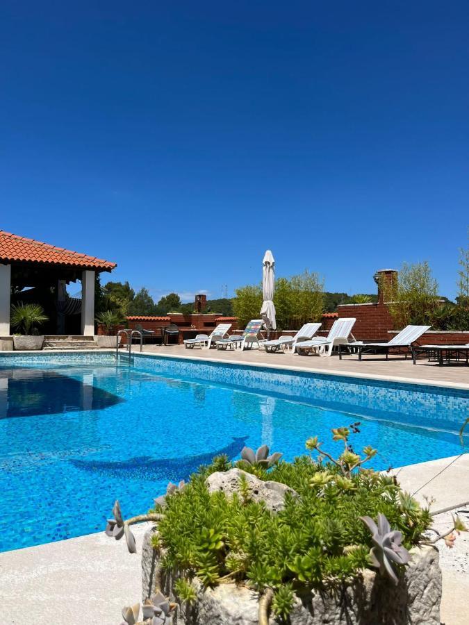 Apartman Gorana With Swimming Pool Jelsa  Exterior foto