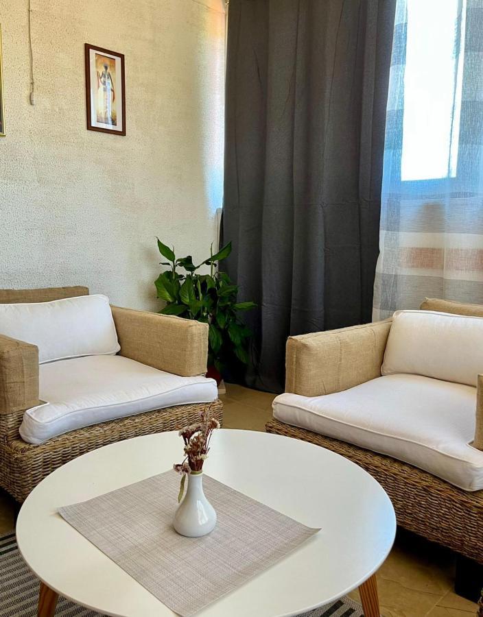 Apartman Gorana With Swimming Pool Jelsa  Exterior foto